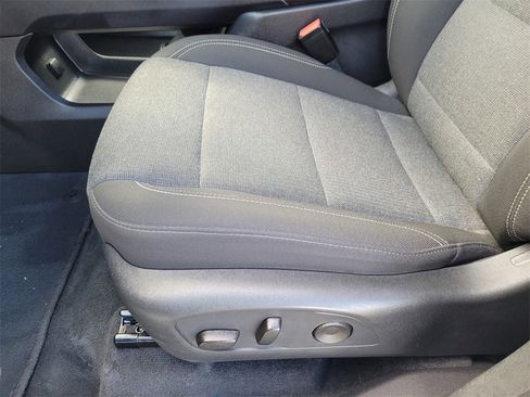 Used 2025 GMC Acadia Elevation image 18