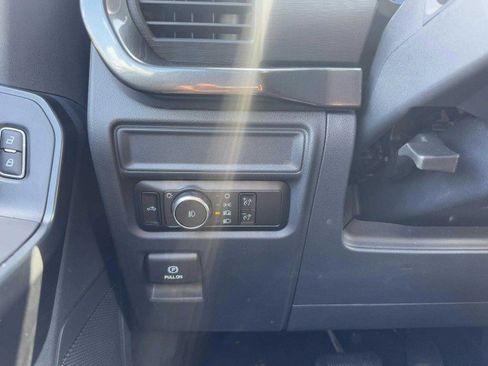 Used 2024 Ford F150 STX image 22