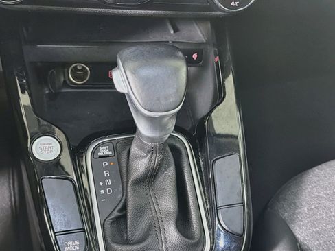 Used 2022 Kia Soul GT-Line FWD image 24