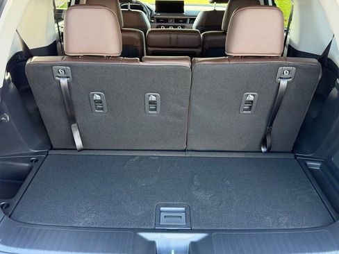 New 2026 Honda Pilot Touring image 17