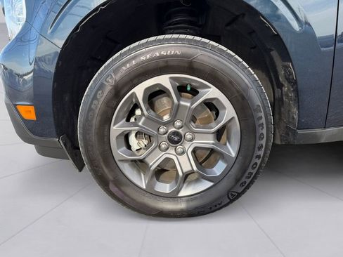 Used 2023 Ford Maverick XLT image 9