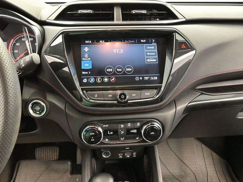 Used 2023 Chevrolet TrailBlazer RS w/ Sun and Liftgate Package FWD image 20