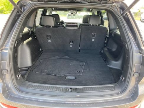 Used 2024 Jeep Grand Cherokee Limited AWD/4WD image 21