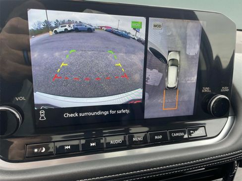 Used 2023 Nissan Rogue SL w/ SL Premium Package image 20