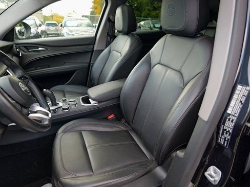 Used 2021 Alfa Romeo Stelvio Sprint w/ Sun & Sound Package image 21