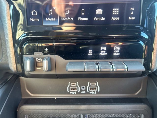 New 2027 RAM 1500 Laramie w/ Laramie Preferred Package AWD/4WD image 37