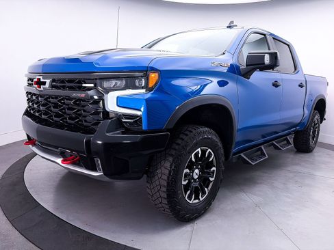 Used 2023 Chevrolet Silverado 1500 ZR2 w/ Technology Package AWD/4WD image 14