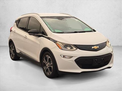 Used 2017 Chevrolet Bolt Premier w/ Driver Confidence II Package FWD image 3