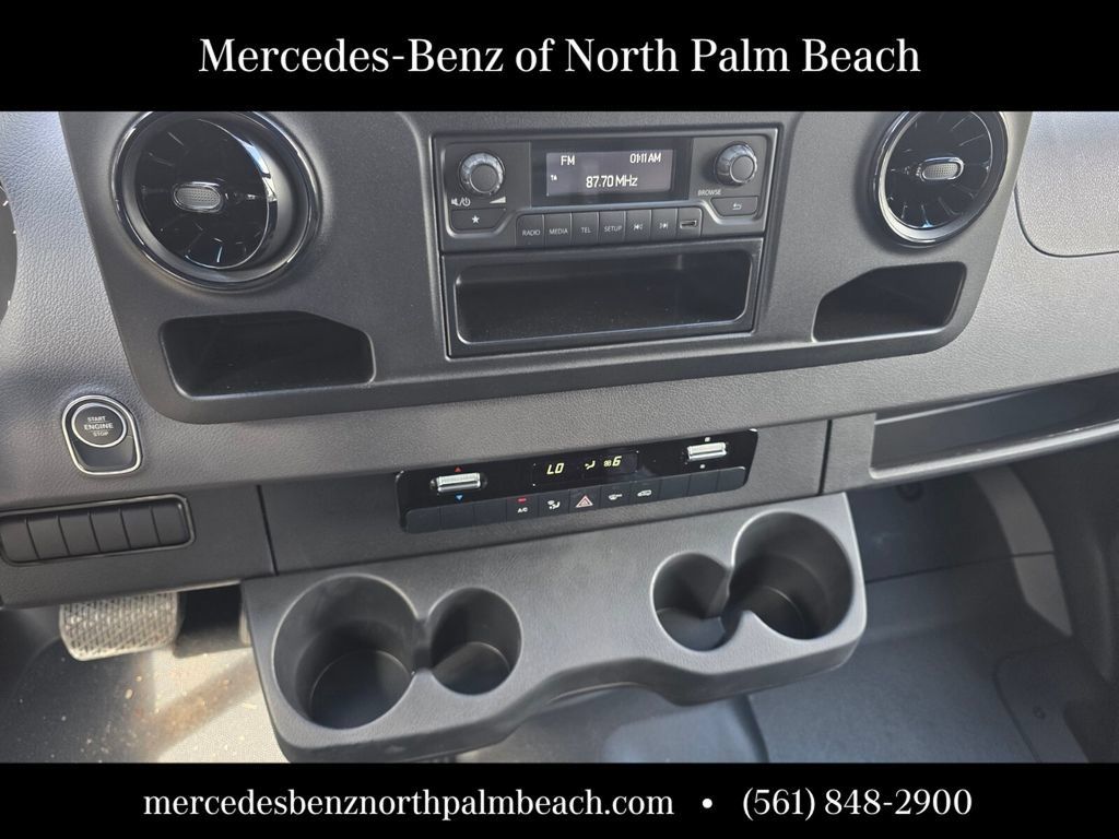 New 2025 Mercedes-Benz Sprinter 2500 image 14