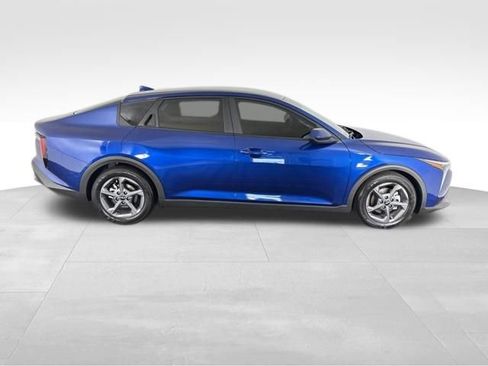 Certified 2025 Kia K4 LXS image 6