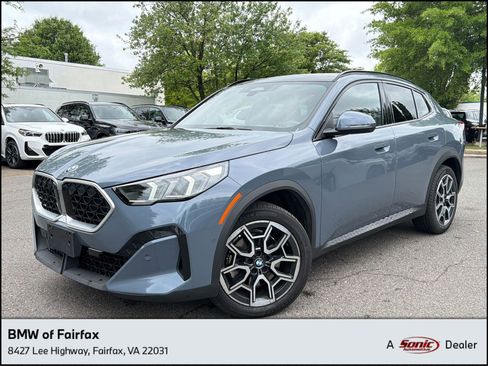 Used 2025 BMW X2 xDrive28i w/ Premium Package AWD/4WD image 1