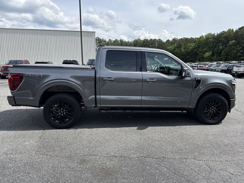 Used 2025 Ford F150 Lariat w/ Equipment Group 501A Mid AWD/4WD image 8
