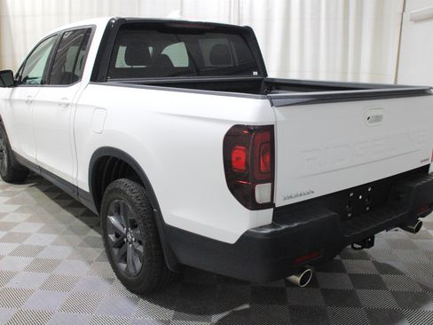 Used 2024 Honda Ridgeline Sport image 37