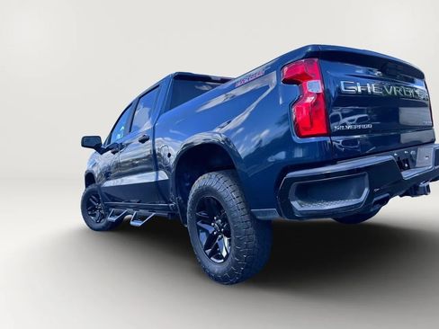 Used 2019 Chevrolet Silverado 1500 Custom Trail Boss w/ Custom Convenience Package AWD/4WD image 4