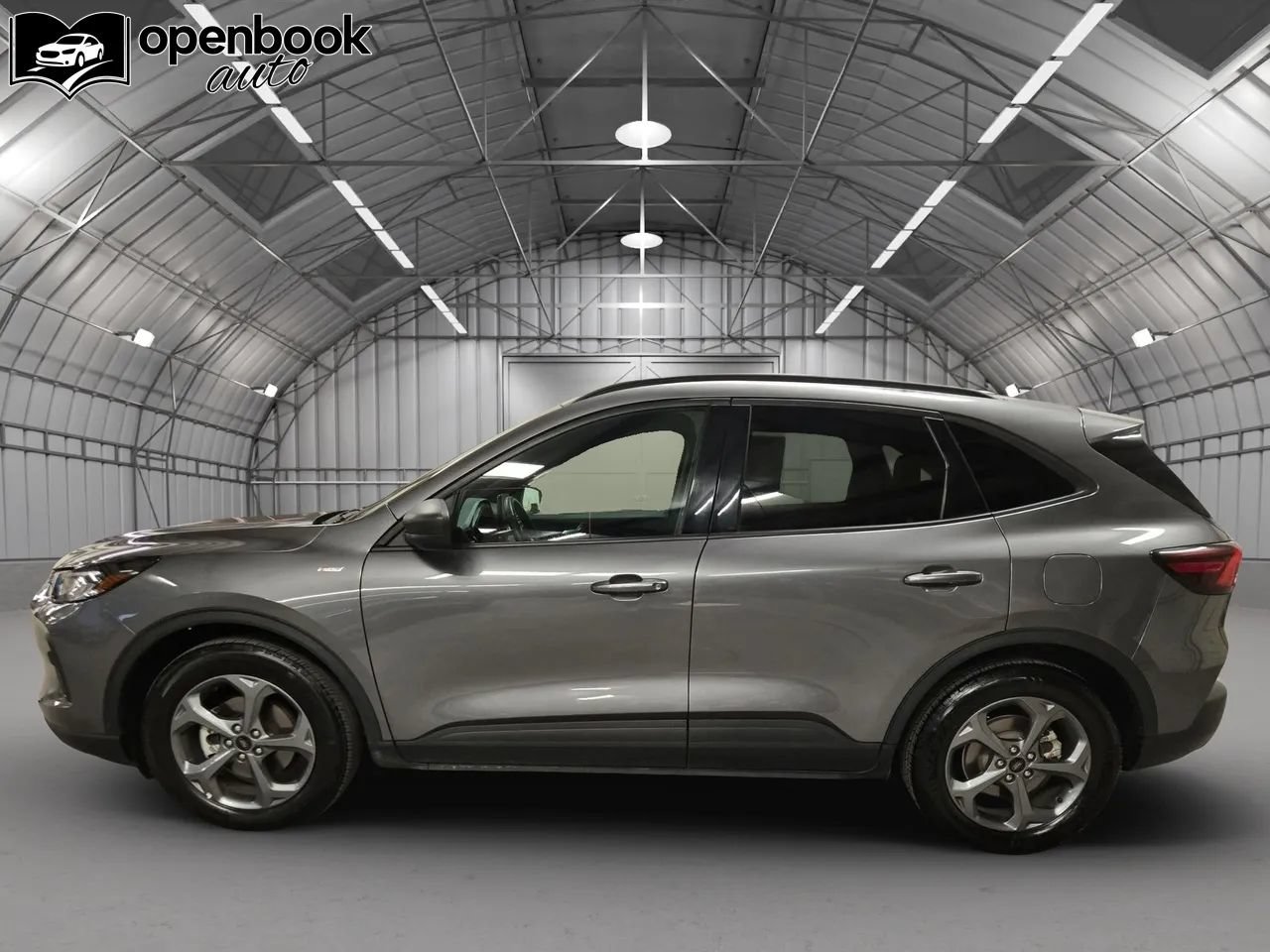 Used 2025 Ford Escape ST-Line FWD image 8