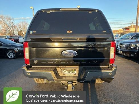 Used 2018 Ford F250 Lariat w/ Lariat Value Package image 6