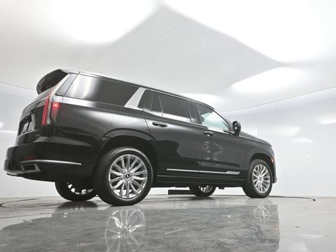 Used 2023 Cadillac Escalade Premium Luxury w/ Performance Package AWD/4WD image 63
