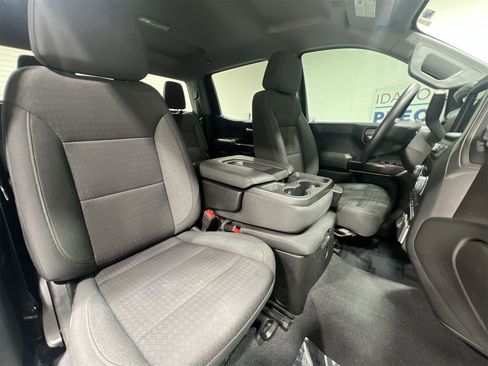 Used 2022 Chevrolet Silverado 1500 Custom image 23