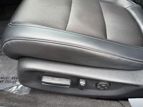 Used 2018 Honda Accord Sport image 13