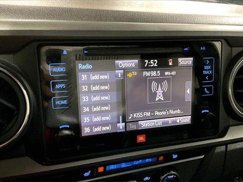 Used 2019 Toyota Tacoma TRD Off-Road image 22