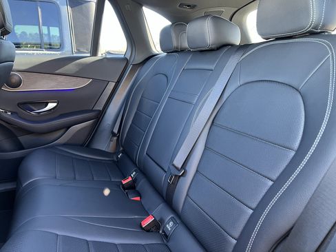 Used 2021 Mercedes-Benz GLC 300 4MATIC image 33