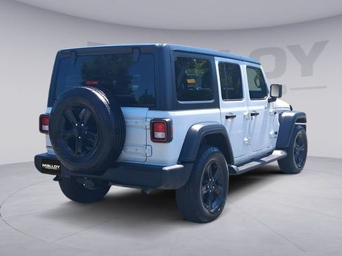 Used 2022 Jeep Wrangler Unlimited Sport AWD/4WD image 5