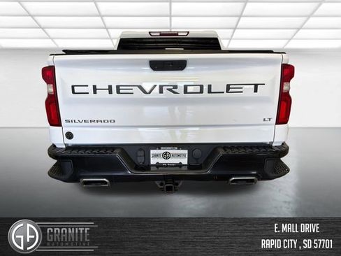 Used 2019 Chevrolet Silverado 1500 LT Trail Boss w/ Convenience Package image 4