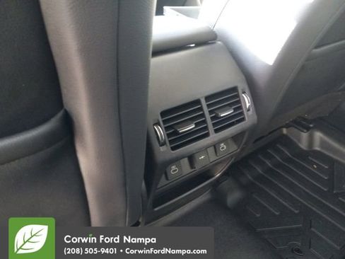 Used 2021 Land Rover Discovery Sport S image 27