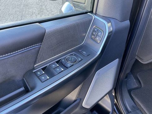 Used 2025 Ford F450 Platinum image 14