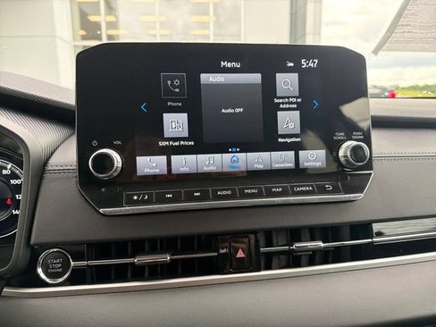 Used 2024 Mitsubishi Outlander SEL AWD/4WD image 34
