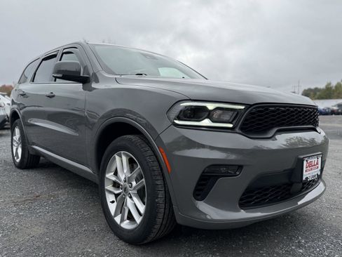 Used 2022 Dodge Durango GT image 3