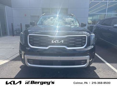 Used 2024 Kia Telluride SX Prestige w/ Towing Package AWD/4WD image 2