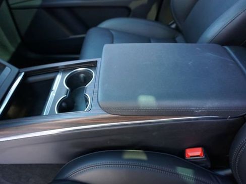 Used 2024 Tesla Model X image 14