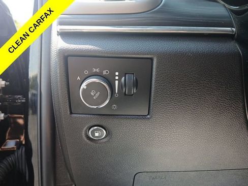 Used 2019 Jeep Grand Cherokee Limited w/ Luxury Group II AWD/4WD image 35