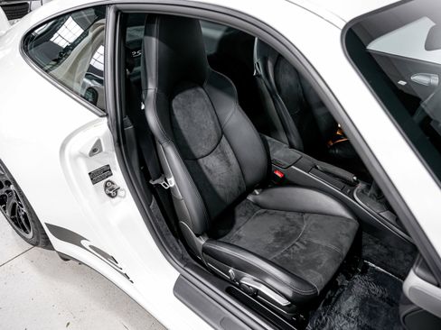 Used 2008 Porsche 911 GT3 RS image 27