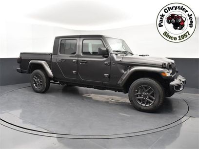 Used 2024 Jeep Gladiator Sport