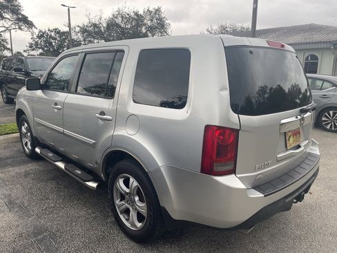 Used 2013 Honda Pilot EX image 2