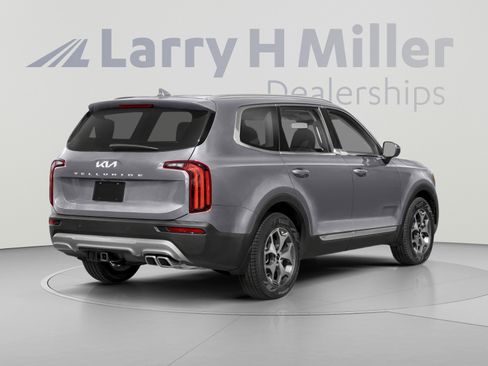 Used 2022 Kia Telluride EX w/ Towing Package AWD/4WD image 2