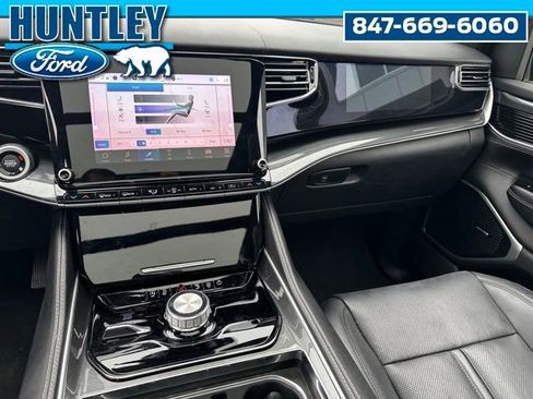 Used 2022 Jeep Wagoneer Series I w/ Premium Group I image 21