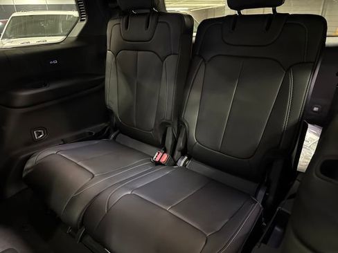 New 2026 Jeep Grand Cherokee L Limited w/ Limited Altitude Package AWD/4WD image 24