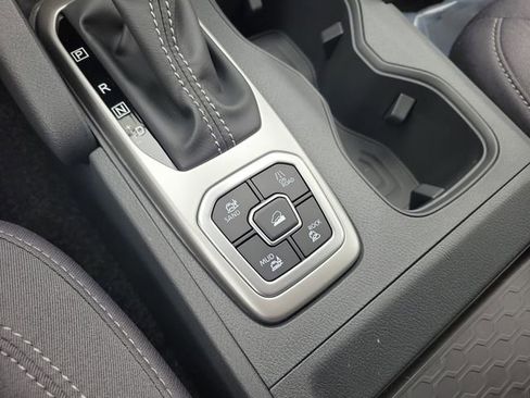 New 2026 Nissan Frontier SV AWD/4WD image 31