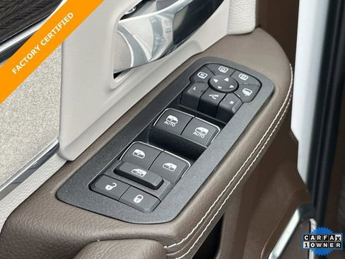 Used 2025 RAM 2500 Laramie image 24