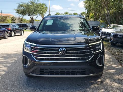 Certified 2026 Volkswagen Atlas SE w/ Black Wheel Package AWD/4WD image 9