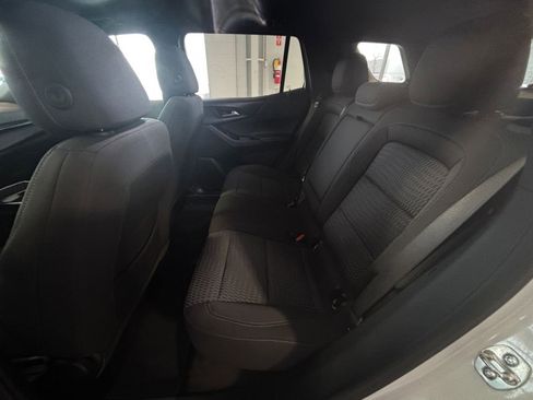 Used 2025 Chevrolet Equinox LT image 25