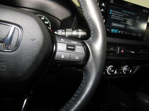 Certified 2023 Honda HR-V EX-L image 6