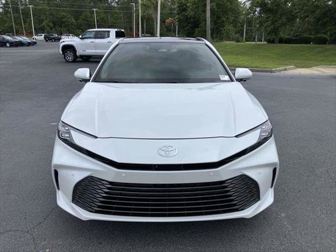 Certified 2025 Toyota Camry XLE w/ Premium Plus Package FWD image 8