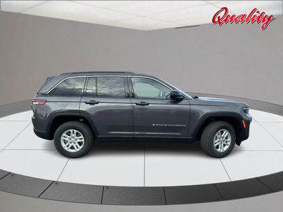 New 2025 Jeep Grand Cherokee Laredo w/ Trailer Tow Package