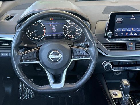 Certified 2024 Nissan Altima 2.5 SR FWD image 14