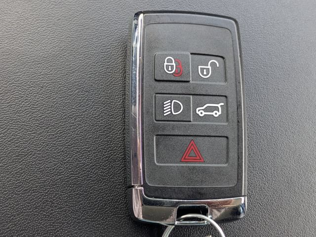 Used 2024 Land Rover Range Rover Sport SE AWD/4WD image 30