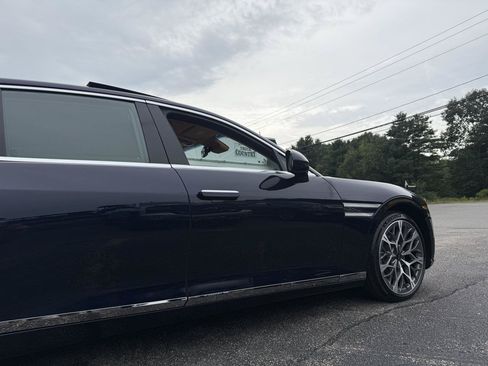 Used 2025 Genesis G90 3.5T AWD/4WD image 15